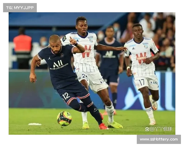 巴黎圣日耳曼客战斯特拉斯堡，榜首保卫战即将打响